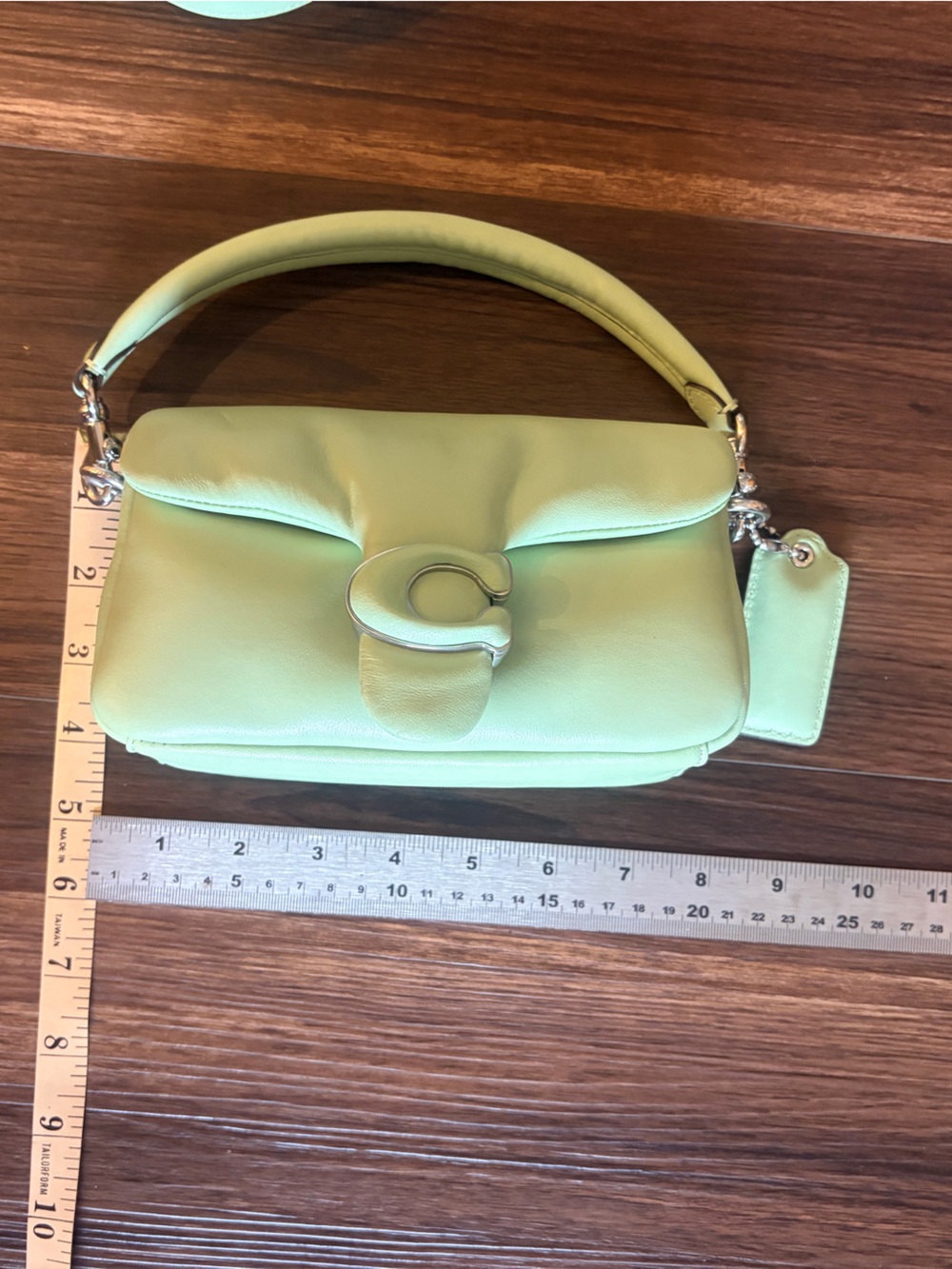 Coach pillow Tabby 18 Shoulder Bag in Pistachio - Picture 14 of 14